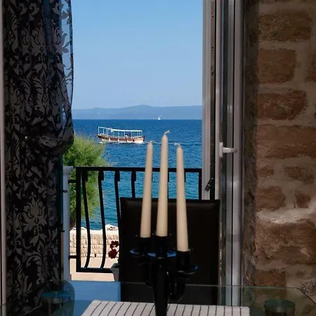 Sea View *