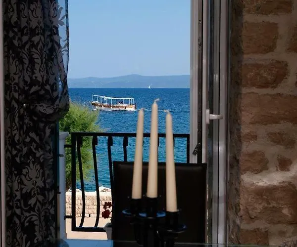 Sea View *